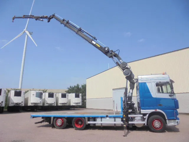 DAF XF 105 XF105 NL TRUCK - Camion grue: photos 5 DAF XF 105 XF105 NL TRUCK - Camion grue: photos 5