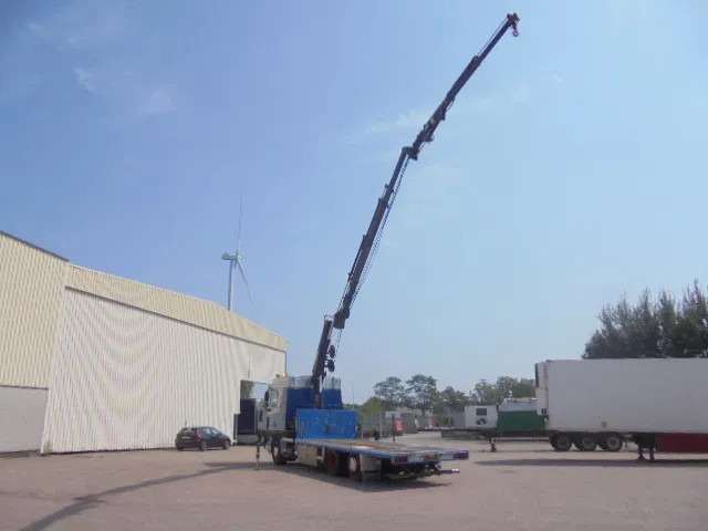 DAF XF 105 XF105 NL TRUCK - Camion grue: photos 3 DAF XF 105 XF105 NL TRUCK - Camion grue: photos 3
