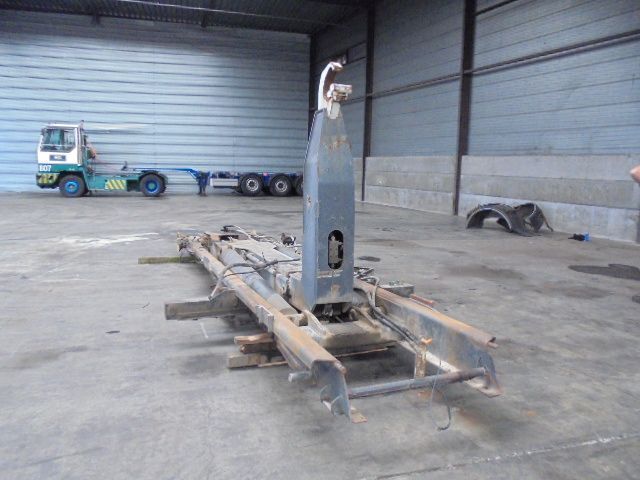 Diversen MILTRA MB 20 PCA - Camion ampliroll: photos 2 Diversen MILTRA MB 20 PCA - Camion ampliroll: photos 2