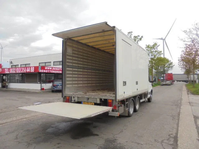 Iveco Daily 40 C14 HPI TREKKER OPLEGGER - Fourgon grand volume, Utilitaire double cabine: photos 4 Iveco Daily 40 C14 HPI TREKKER OPLEGGER - Fourgon grand volume, Utilitaire double cabine: photos 4