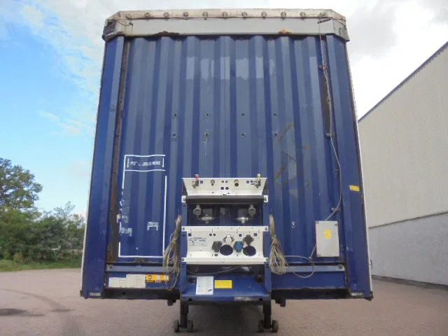 Krone SD NL KENTEKEN BPW TROMMEL ASSEN 35 IN STOCK BLACK FRYDAY SELL - Semi-remorque rideaux coulissants: photos 2 Krone SD NL KENTEKEN BPW TROMMEL ASSEN 35 IN STOCK BLACK FRYDAY SELL - Semi-remorque rideaux coulissants: photos 2