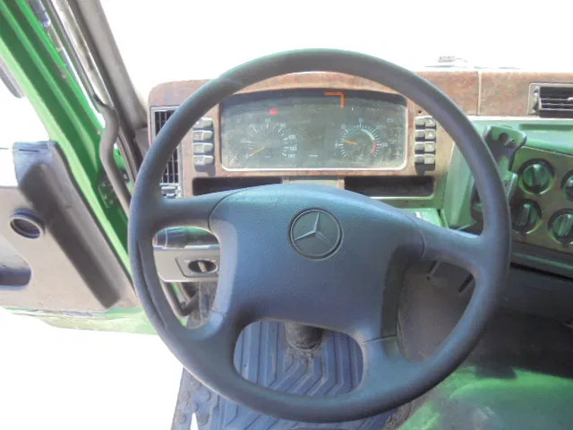 Camion citerne Mercedes-Benz Actros 1831 1831 Bitumensprayer: photos 10