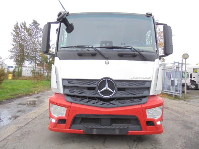 Mercedes-Benz Actros 2340 6X2 EUR 6 - Camion porte-voitures: photos 2 Mercedes-Benz Actros 2340 6X2 EUR 6 - Camion porte-voitures: photos 2