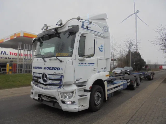 Mercedes-Benz Actros 2543 NL TRUCK - Camion porte-conteneur/ Caisse mobile: photos 1 Mercedes-Benz Actros 2543 NL TRUCK - Camion porte-conteneur/ Caisse mobile: photos 1