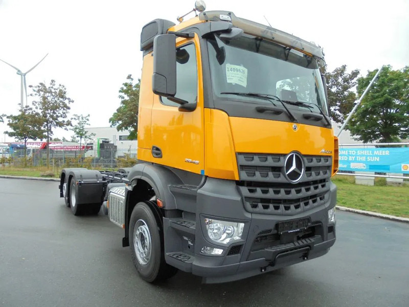 Mercedes-Benz Arocs AROCS 2848 6X2 MET FABRIEKS GARANTIE - Châssis cabine: photos 2 Mercedes-Benz Arocs AROCS 2848 6X2 MET FABRIEKS GARANTIE - Châssis cabine: photos 2