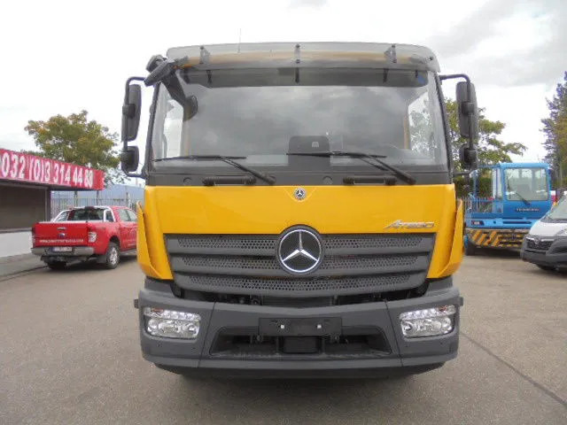 Mercedes-Benz Atego 1518 NEW DEMO MET FABRIEKS GARANTIE - Châssis cabine: photos 2 Mercedes-Benz Atego 1518 NEW DEMO MET FABRIEKS GARANTIE - Châssis cabine: photos 2