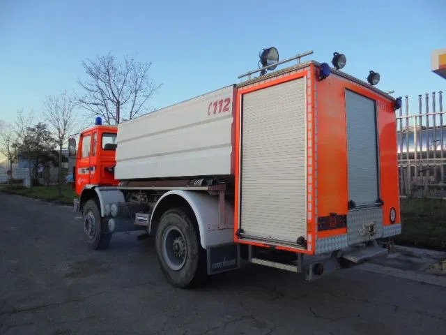 Camion de pompier Renault C A07 C1: photos 11