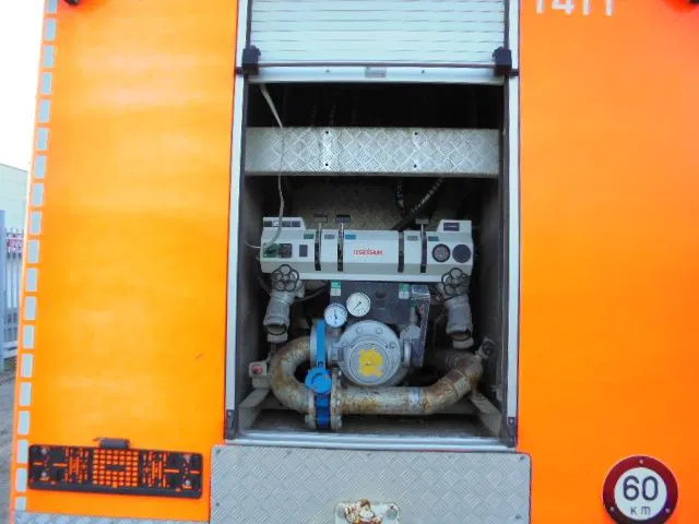 Camion de pompier Renault C A07 C1: photos 7