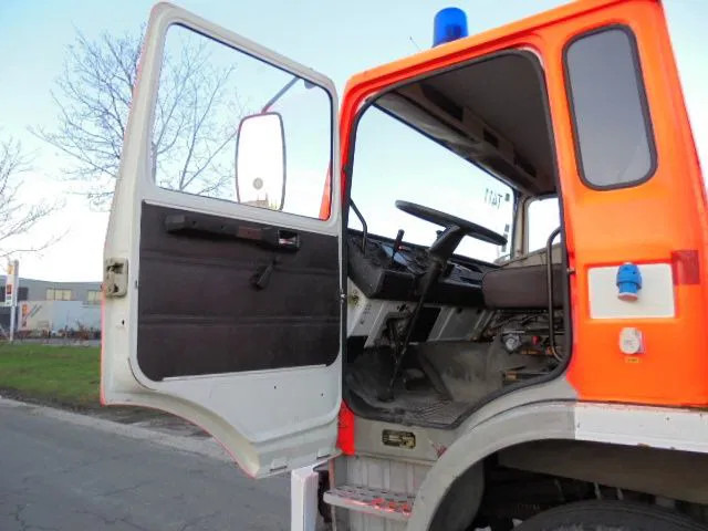 Camion de pompier Renault C A07 C1: photos 13