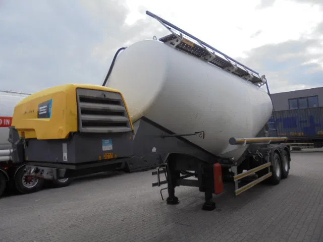 Saitek BULKTRAILER - Semi-remorque citerne: photos 1 Saitek BULKTRAILER - Semi-remorque citerne: photos 1