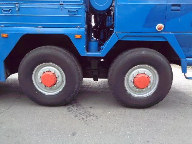 Tatra T 815 8X8 - Remorqueuse: photos 5 Tatra T 815 8X8 - Remorqueuse: photos 5