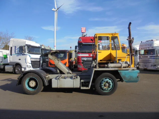 Terberg YT NL TRUCK - Tracteur portuaire: photos 4 Terberg YT NL TRUCK - Tracteur portuaire: photos 4