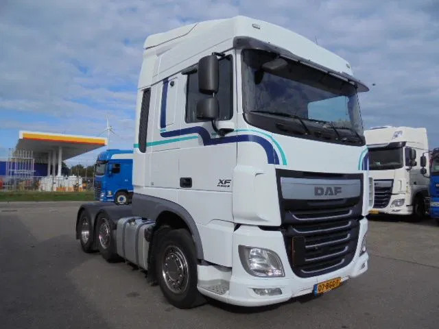 DAF XF 440 6X2 - Tracteur routier: photos 2 DAF XF 440 6X2 - Tracteur routier: photos 2