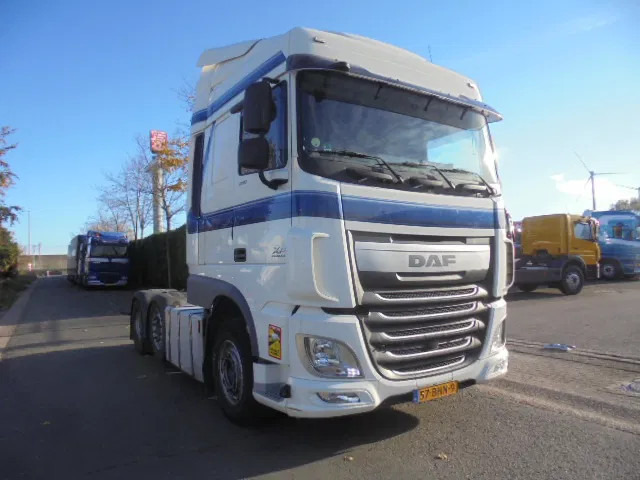 DAF XF 440 6X2 + HYDROSET TUV 10-2026 - Tracteur routier: photos 3 DAF XF 440 6X2 + HYDROSET TUV 10-2026 - Tracteur routier: photos 3