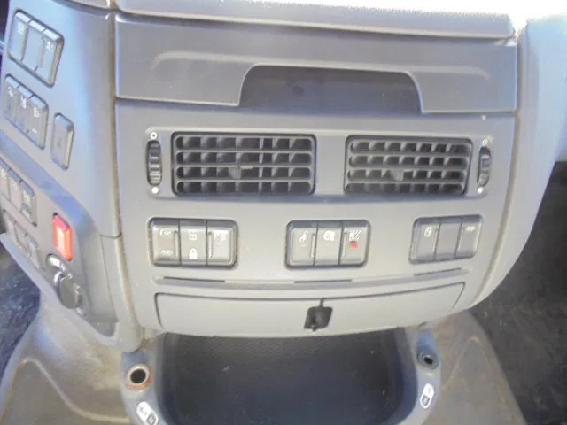 Tracteur routier DAF XF 440 6X2 NL TRUCK: photos 16