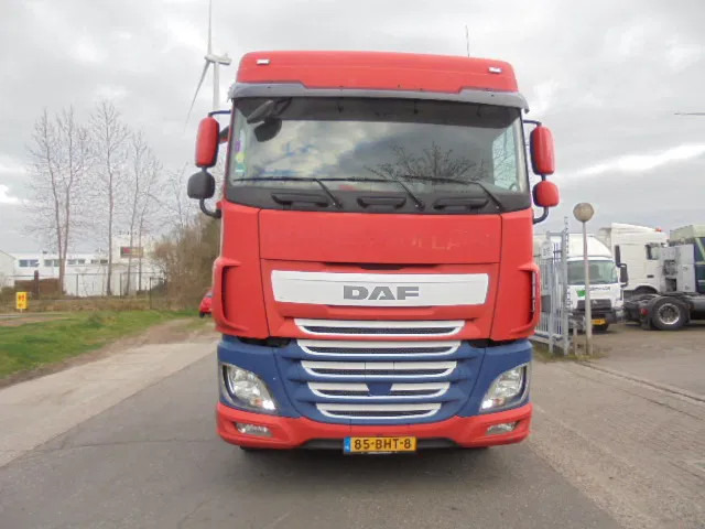 DAF XF 440 ADR + COMPRESSOR NL TRUCK - Tracteur routier: photos 2 DAF XF 440 ADR + COMPRESSOR NL TRUCK - Tracteur routier: photos 2