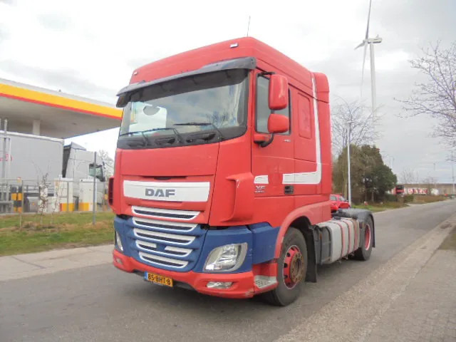 DAF XF 440 ADR + COMPRESSOR NL TRUCK - Tracteur routier: photos 1 DAF XF 440 ADR + COMPRESSOR NL TRUCK - Tracteur routier: photos 1