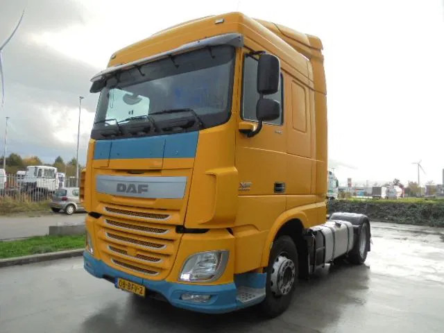 DAF XF 440 - Tracteur routier: photos 1 DAF XF 440 - Tracteur routier: photos 1