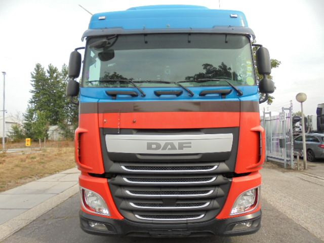 DAF XF 440 FT - Tracteur routier: photos 2 DAF XF 440 FT - Tracteur routier: photos 2