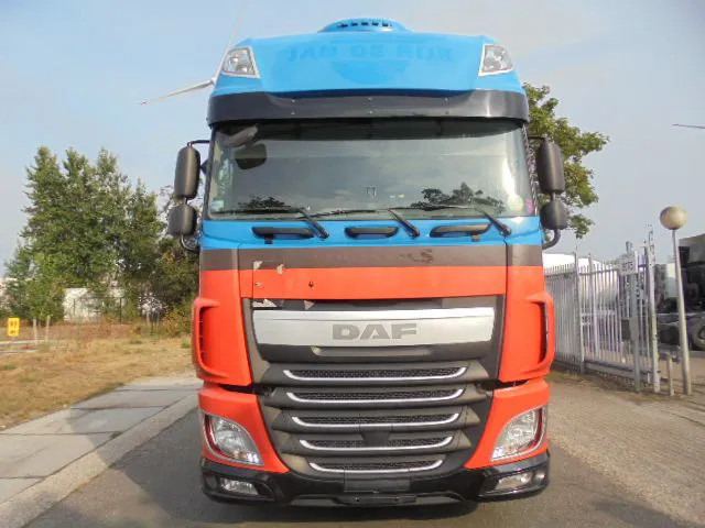 DAF XF 440 FT MEGA - Tracteur routier: photos 2 DAF XF 440 FT MEGA - Tracteur routier: photos 2