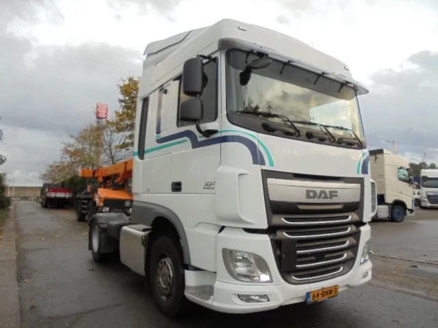 DAF XF 440 SPACE CAB - Tracteur routier: photos 3 DAF XF 440 SPACE CAB - Tracteur routier: photos 3