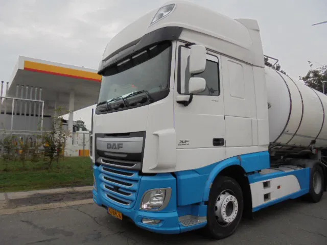 DAF XF 440 SUPER SPACE CAB - Tracteur routier: photos 1 DAF XF 440 SUPER SPACE CAB - Tracteur routier: photos 1