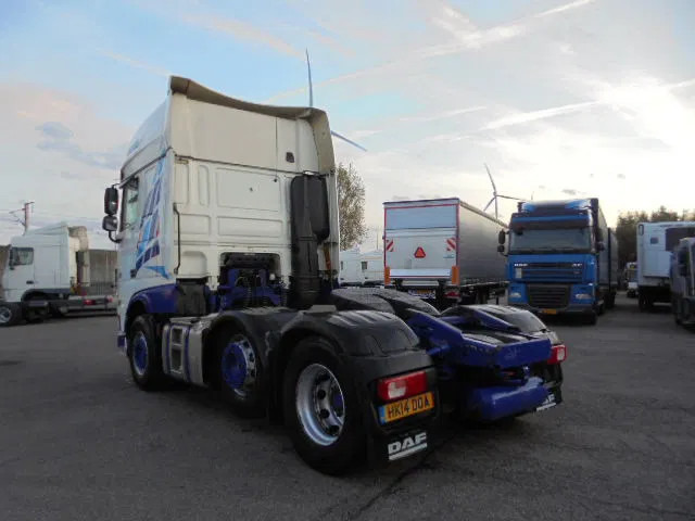 DAF XF 460 6X2 RHD - Tracteur routier: photos 5 DAF XF 460 6X2 RHD - Tracteur routier: photos 5