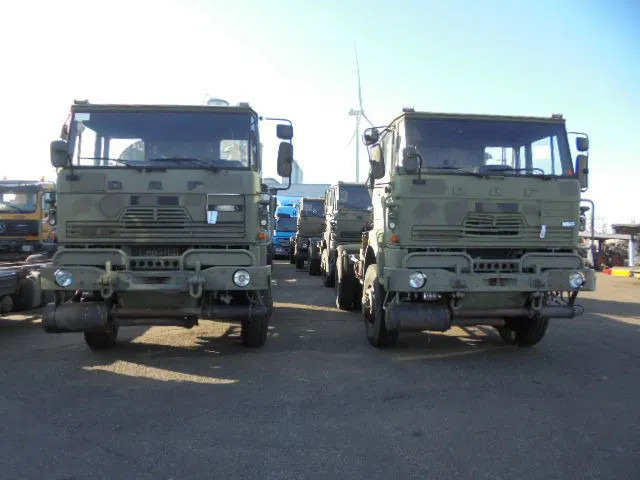 DAF YA YTV 2300 4X4 +WSK 10 UNITS IN STOCK - Tracteur routier: photos 2 DAF YA YTV 2300 4X4 +WSK 10 UNITS IN STOCK - Tracteur routier: photos 2