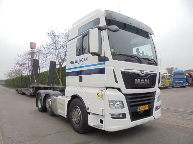 MAN TGX 26.500 XXL 6X2 SMART TACHO 20X IN STOCK - Tracteur routier: photos 3 MAN TGX 26.500 XXL 6X2 SMART TACHO 20X IN STOCK - Tracteur routier: photos 3