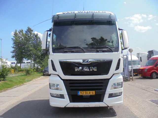 MAN TGX 26.500 XXL - Tracteur routier: photos 2 MAN TGX 26.500 XXL - Tracteur routier: photos 2