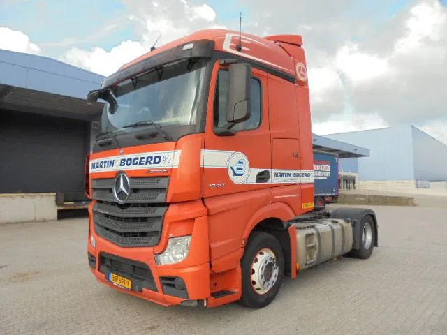 Mercedes-Benz Actros 1840 - Tracteur routier: photos 1 Mercedes-Benz Actros 1840 - Tracteur routier: photos 1