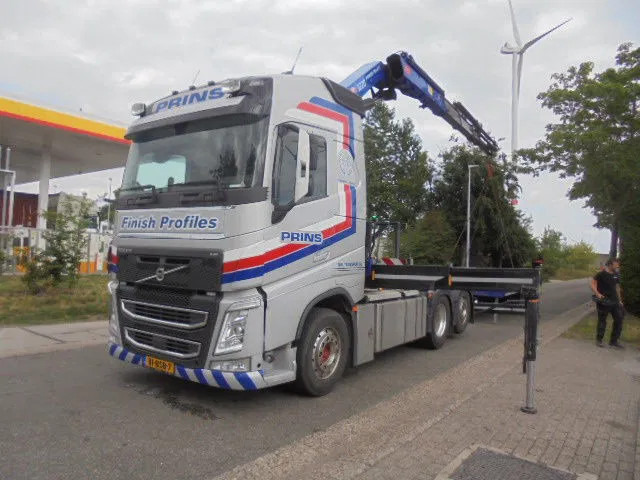 Volvo FH 420 6X2 NL TRUCK - Tracteur routier: photos 1 Volvo FH 420 6X2 NL TRUCK - Tracteur routier: photos 1