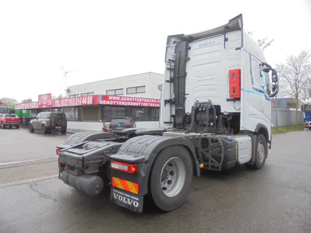 Volvo FH 420 NL TRUCK APK 09-26 - Tracteur routier: photos 5 Volvo FH 420 NL TRUCK APK 09-26 - Tracteur routier: photos 5