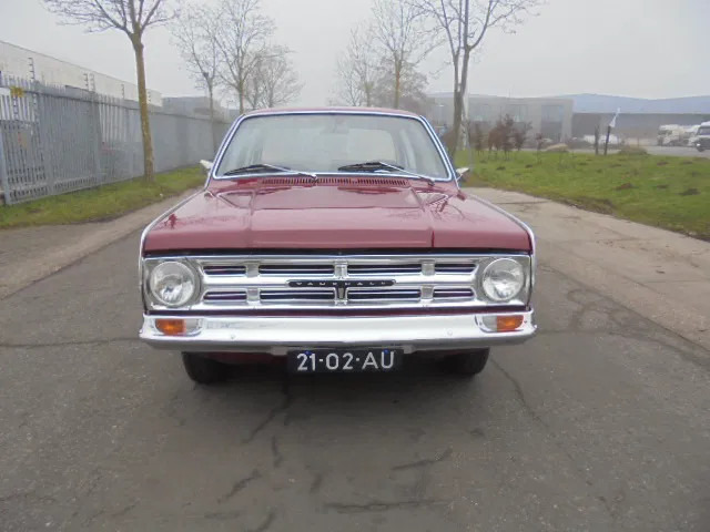 Vauxhall VX 4.90 - Berline: photos 2 Vauxhall VX 4.90 - Berline: photos 2