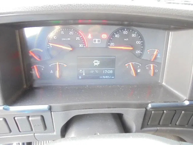 Camion à rideaux coulissants Volvo FH 460 6X2 NL TRUCK: photos 15 Camion à rideaux coulissants Volvo FH 460 6X2 NL TRUCK: photos 15