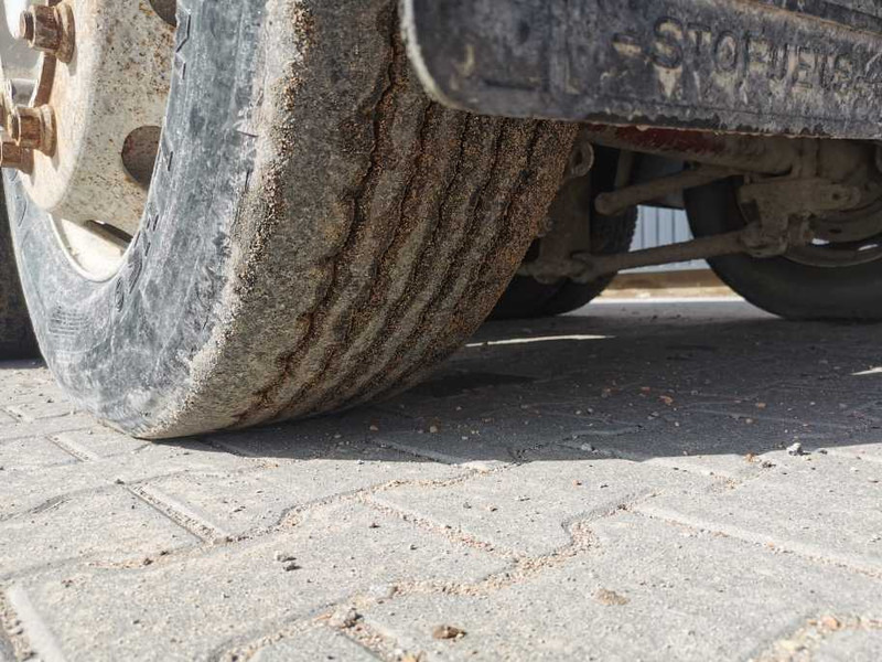 Camion plateau Iveco Turbostar 240-36 platform truck: photos 12 Camion plateau Iveco Turbostar 240-36 platform truck: photos 12