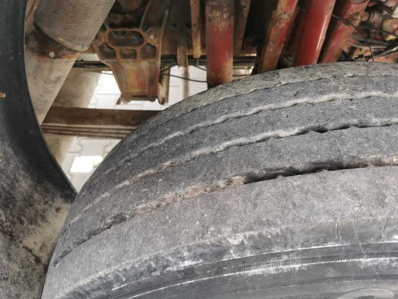 Camion plateau Iveco Turbostar 240-36 platform truck: photos 15 Camion plateau Iveco Turbostar 240-36 platform truck: photos 15