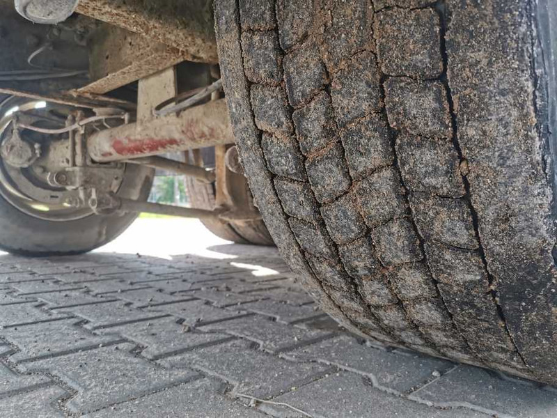 Camion plateau Iveco Turbostar 240-36 platform truck: photos 13 Camion plateau Iveco Turbostar 240-36 platform truck: photos 13