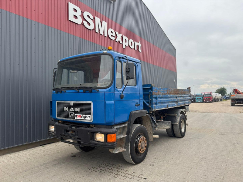 MAN 17.222 - Camion benne: photos 1 MAN 17.222 - Camion benne: photos 1