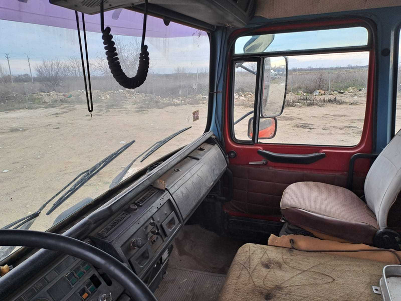 Camion benne MAN 32.331 dump truck: photos 14