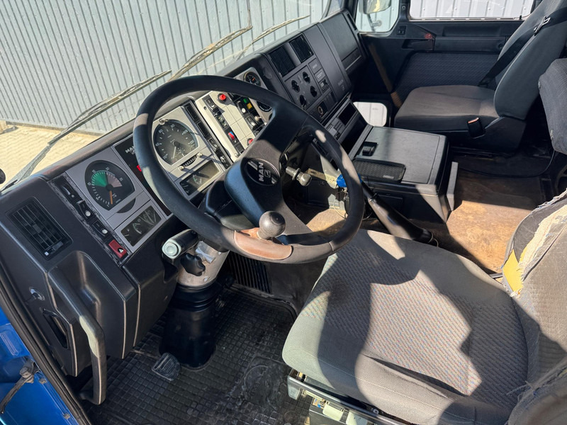 Camion benne MAN 35.414: photos 6