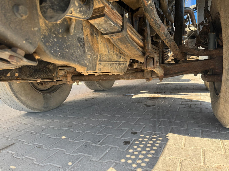 Camion benne MAN 35.414: photos 16