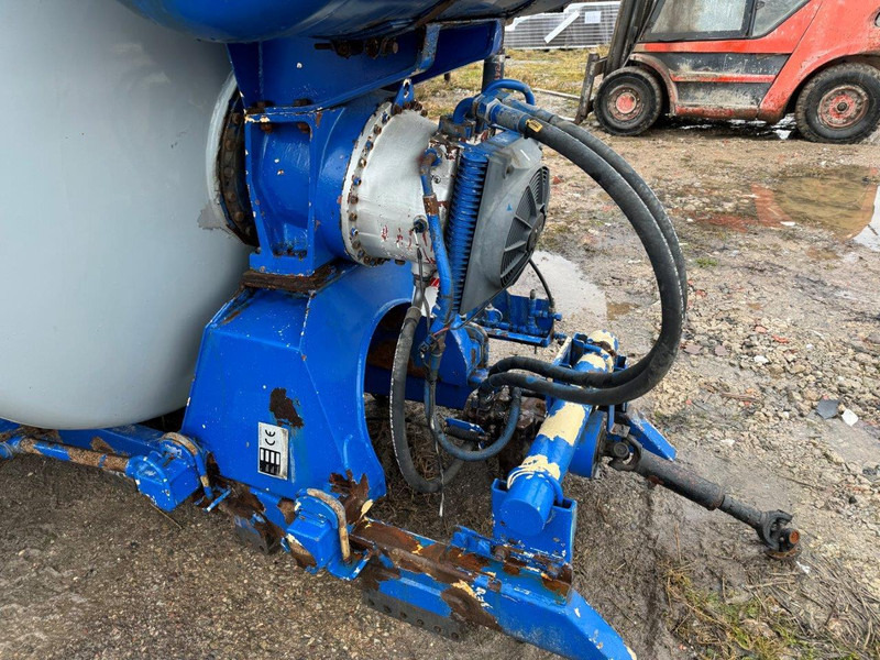 Mercedes-Benz Intermix 10 m3 - Camion malaxeur: photos 3 Mercedes-Benz Intermix 10 m3 - Camion malaxeur: photos 3