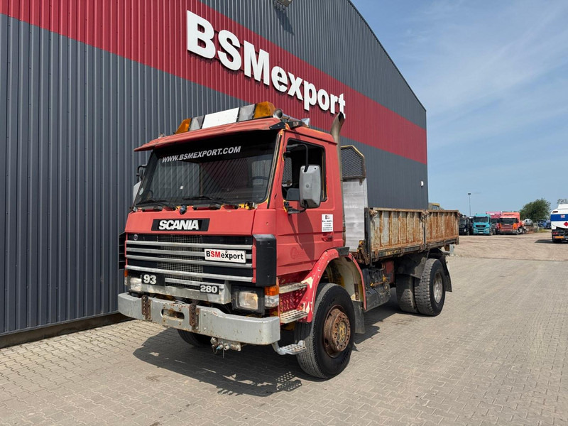 Scania 93, 4x4 - Camion benne: photos 1 Scania 93, 4x4 - Camion benne: photos 1