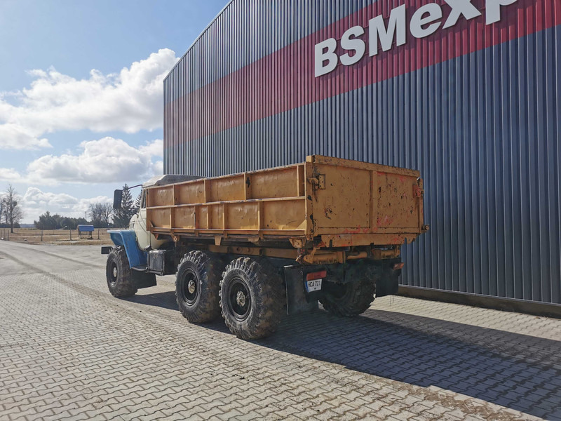 Ural Ural 4320 dump truck - Camion benne: photos 5 Ural Ural 4320 dump truck - Camion benne: photos 5