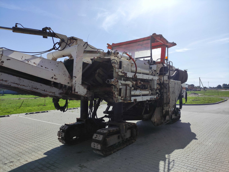 Wirtgen W2000 asphalt milling mach - Fraiseuse à froid: photos 5 Wirtgen W2000 asphalt milling mach - Fraiseuse à froid: photos 5