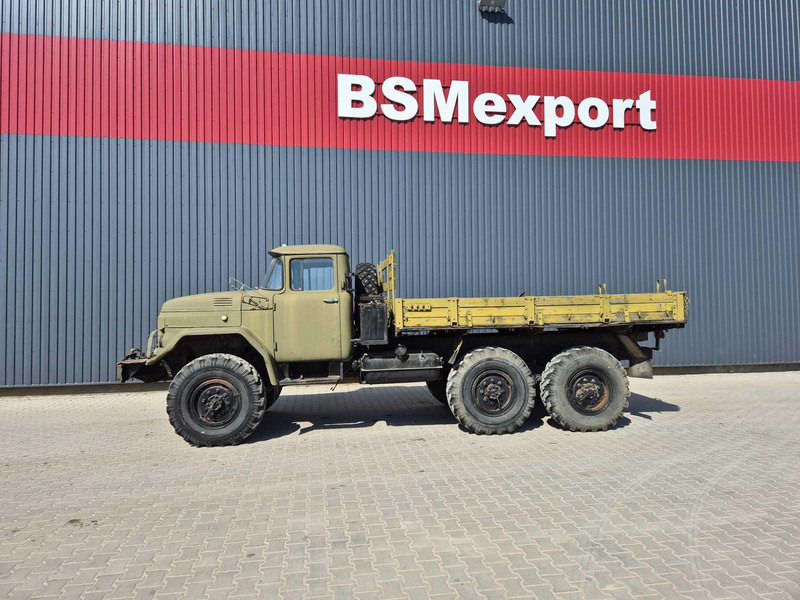 ZIL 131 ex reserve truck - Camion plateau: photos 2 ZIL 131 ex reserve truck - Camion plateau: photos 2