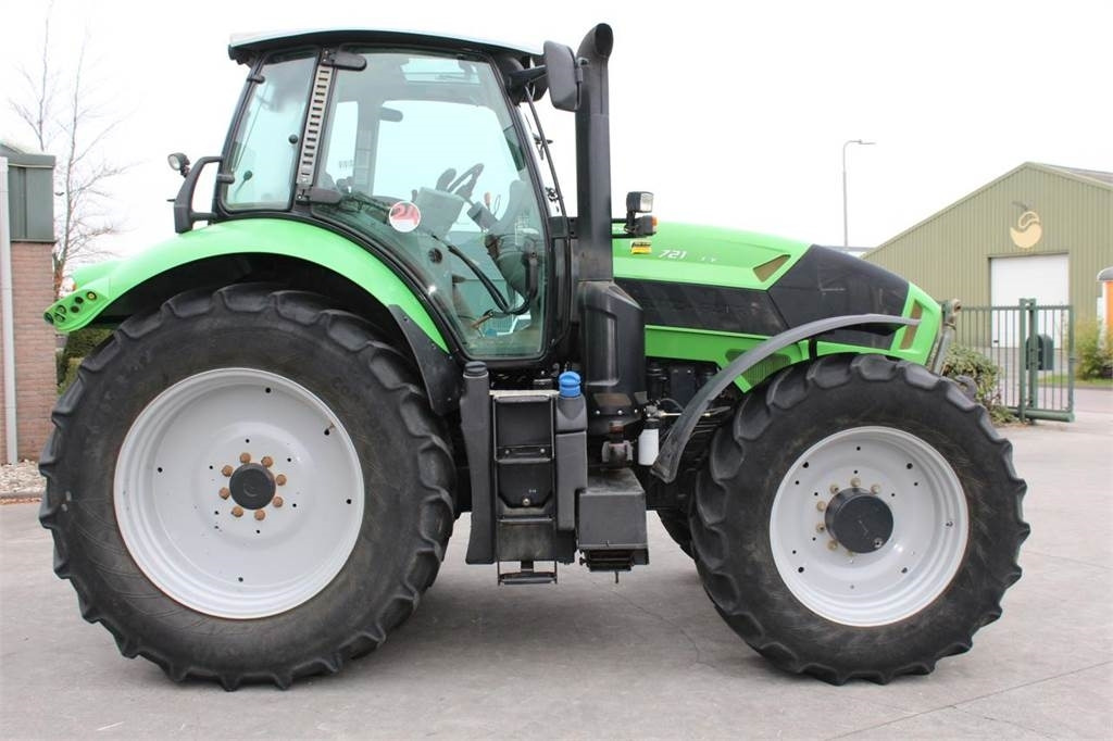Deutz-fahr 7210 TTV - Tracteur agricole: photos 5 Deutz-fahr 7210 TTV - Tracteur agricole: photos 5