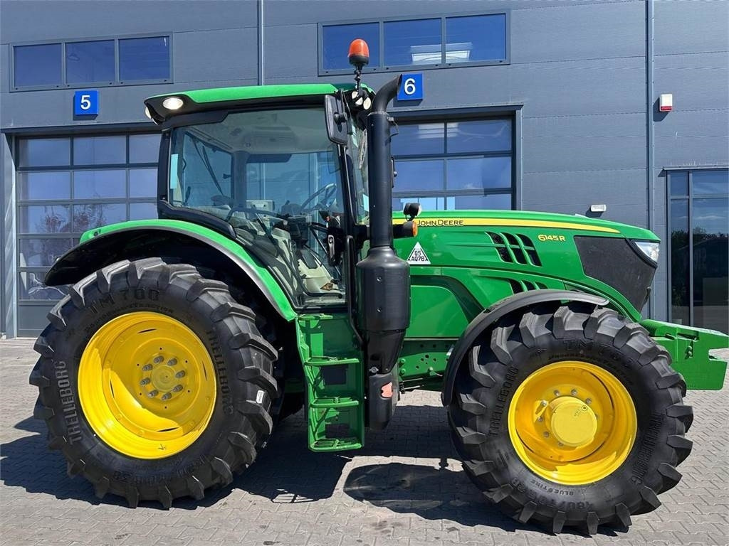 John Deere 6145R - Tracteur agricole: photos 2 John Deere 6145R - Tracteur agricole: photos 2