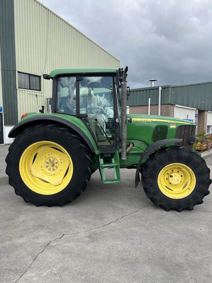 John Deere 6320 - Tracteur agricole: photos 5 John Deere 6320 - Tracteur agricole: photos 5